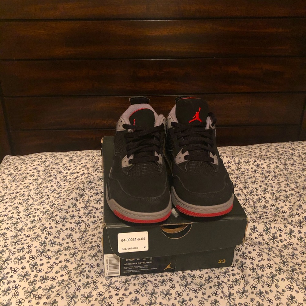 Jordan Retro 4 - Kids Size 13